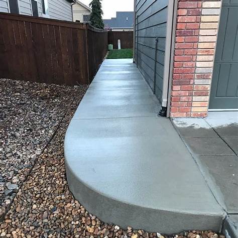 Concrete Side Walk