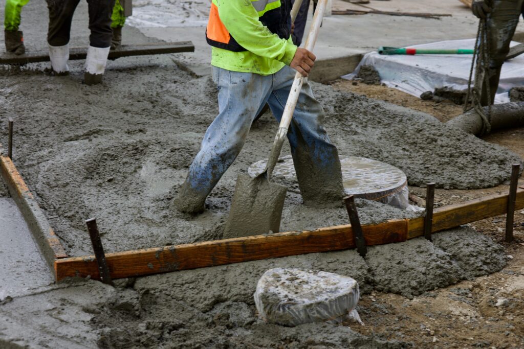 Choosing the Right Asphalt Mix for Colorado Springs’ Mountain Climate